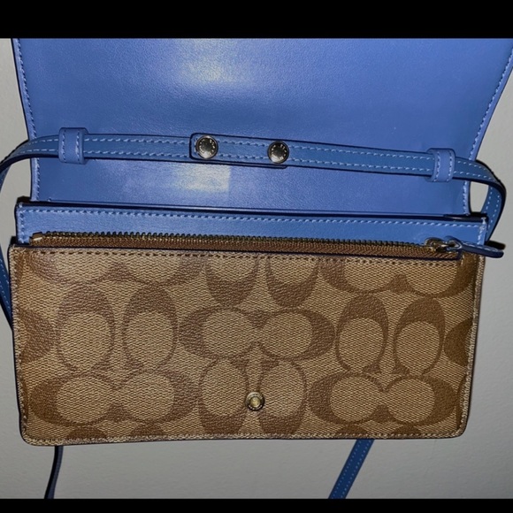 Coach foldover Hayden crossbody clutch - Picture 3 of 3
